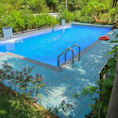 Malavikas Black Beach Resort Варкала Экстерьер фото