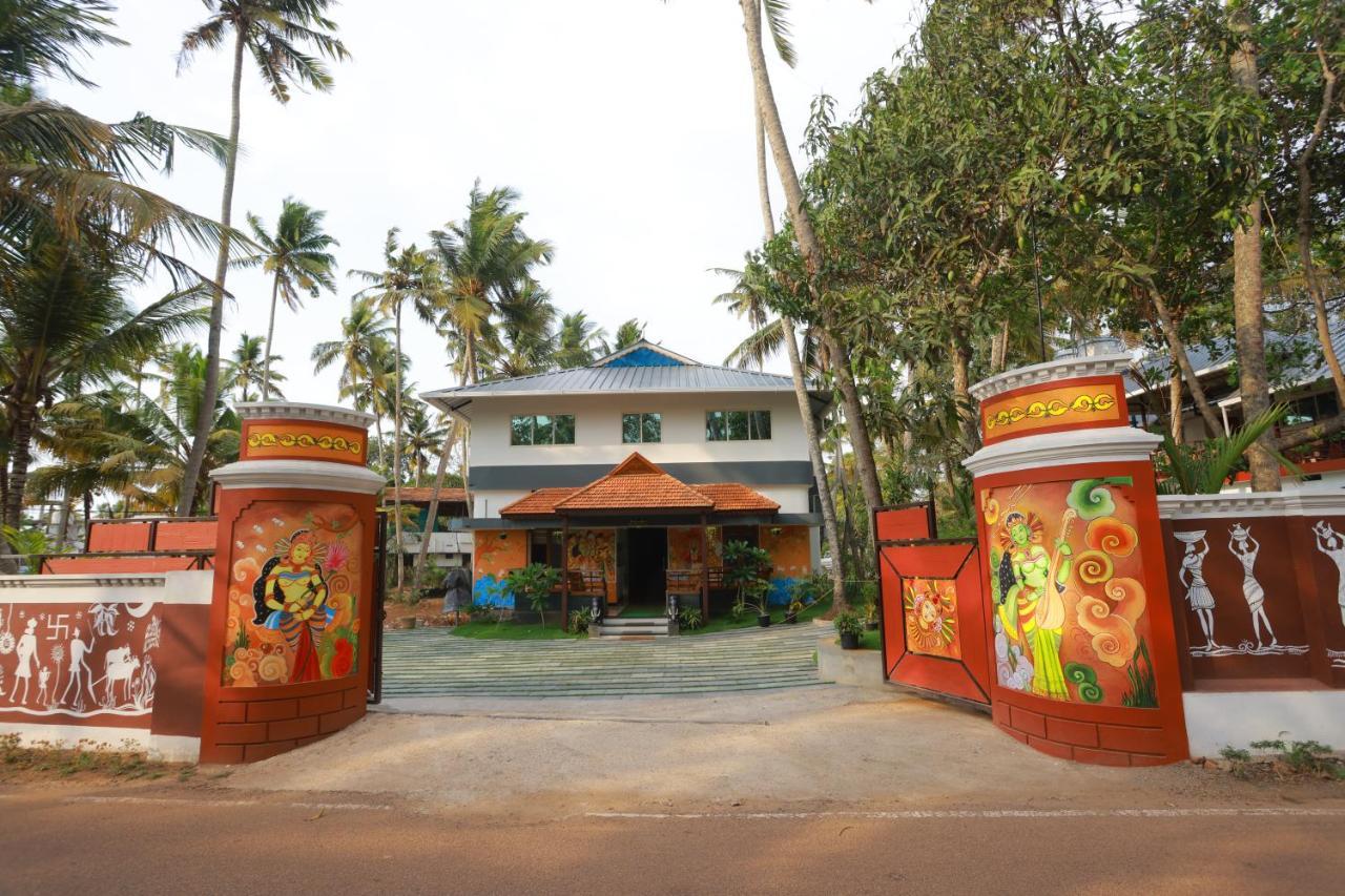 Malavikas Black Beach Resort Варкала Экстерьер фото